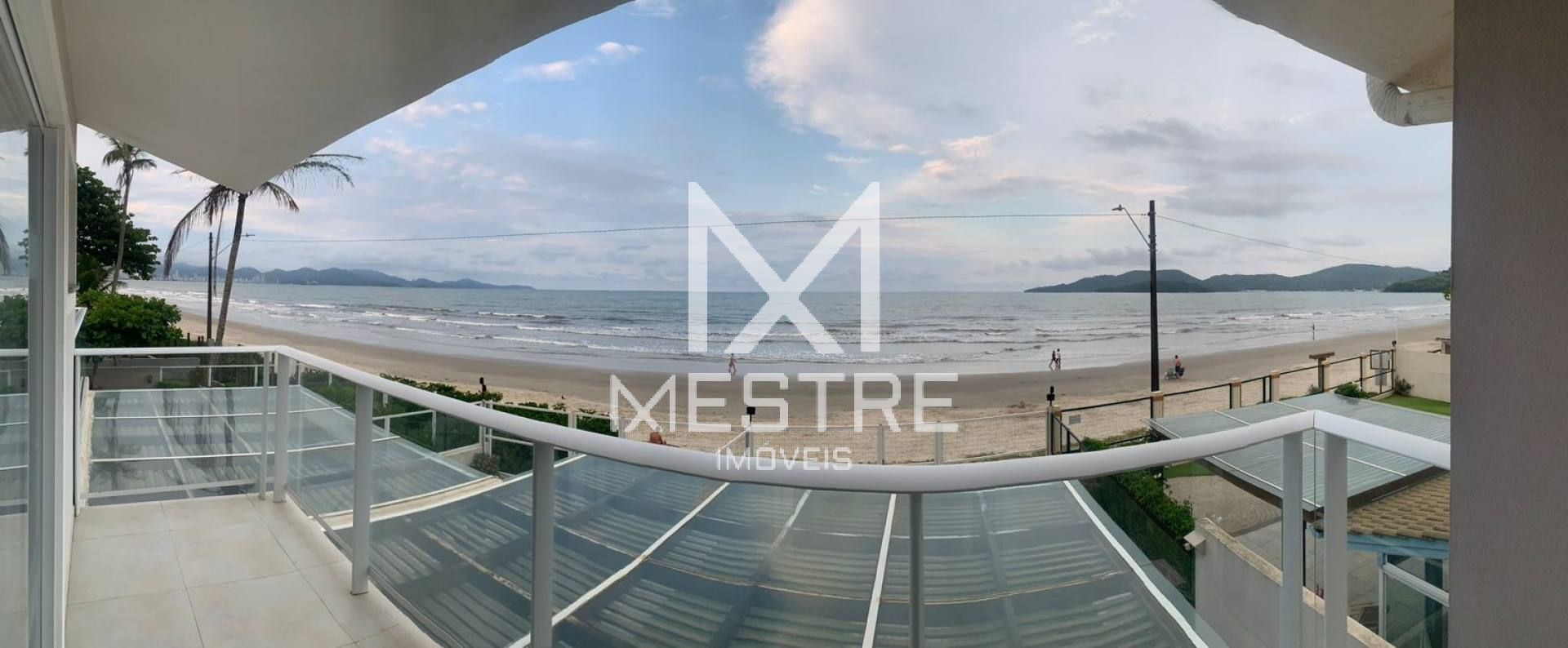 CASA FRENTE MAR - BALNEÁRIO PEREQUÊ SC! REF.: 151576