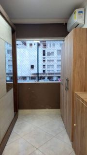 APARTAMENTO MOBILIADO À 20M DO MAR!