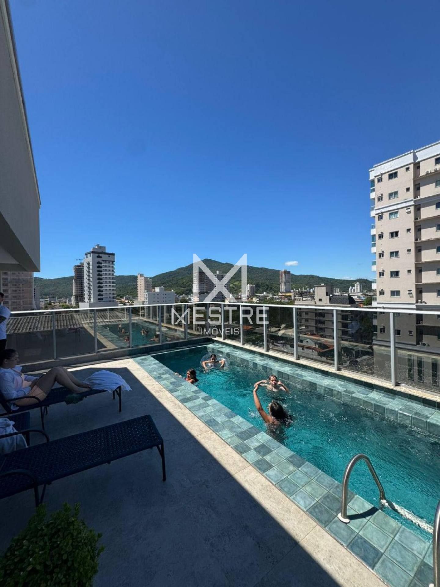 APARTAMENTO 02 SUÍTES BALNEÁRIO PEREQUÊ PORTO BELO