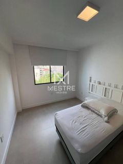 APARTAMENTO 3 QUARTOS REFORMADO QUADRA MAR NA MEIA PRAIA - REF 154211