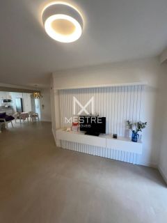 APARTAMENTO 3 QUARTOS REFORMADO QUADRA MAR NA MEIA PRAIA - REF 154211
