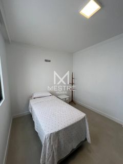 APARTAMENTO 3 QUARTOS REFORMADO QUADRA MAR NA MEIA PRAIA - REF 154211