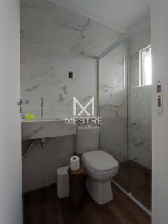 CASA COM 04 DORMITÓRIOS EM PORTO BELO