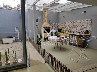 CASA COM 04 DORMITÓRIOS EM PORTO BELO
