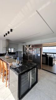 APARTAMENTO VISTA MAR MOBILIADO NO CENTRO DE ITAPEMA