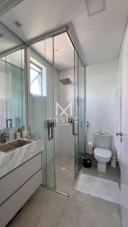 APARTAMENTO VISTA MAR MOBILIADO NO CENTRO DE ITAPEMA