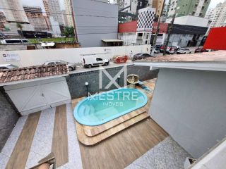 CASA COM PISCINA NA MEIA PRAIA PARA TEMPORADA