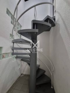 CASA COM PISCINA NA MEIA PRAIA PARA TEMPORADA