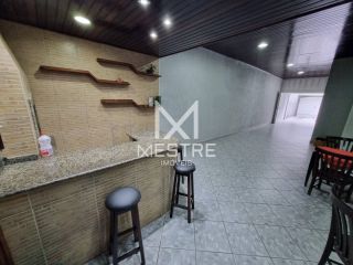 CASA COM PISCINA NA MEIA PRAIA PARA TEMPORADA