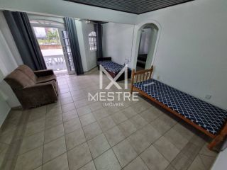 CASA COM PISCINA NA MEIA PRAIA PARA TEMPORADA