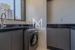 APARTAMENTO FINAMENTE MOBILIADO COM 03 SUÍTES NA MEIA PRAIA