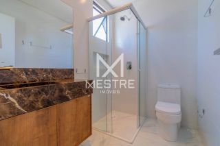 APARTAMENTO FINAMENTE MOBILIADO COM 03 SUÍTES NA MEIA PRAIA