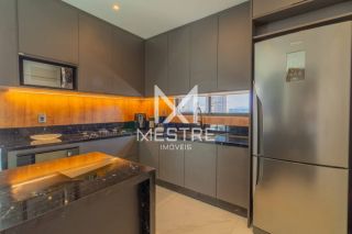 APARTAMENTO FINAMENTE MOBILIADO COM 03 SUÍTES NA MEIA PRAIA