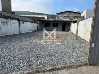 02 Casas à Venda à 950 metros da Praia em Porto Belo SC!