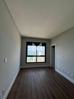 Apartamento quadra mar + 04 suítes + Meia Praia | Ref. 162526 + Vista mar por R$ 6.500.000,00