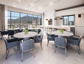 APARTAMENTO DE 3 SUÍTES, 2 VAGAS À 650M DO MAR!