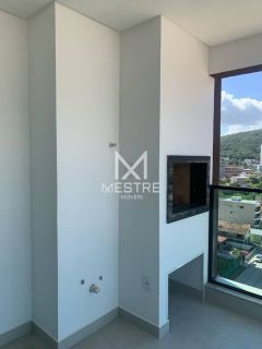 APARTAMENTO DE 3 SUÍTES, 2 VAGAS - PRONTO À 100M DO MAR!