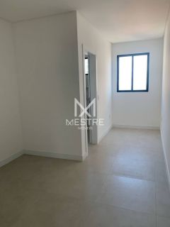 APARTAMENTO DE 3 SUÍTES, 2 VAGAS - PRONTO À 100M DO MAR!