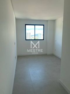 APARTAMENTO DE 3 SUÍTES, 2 VAGAS - PRONTO À 100M DO MAR!