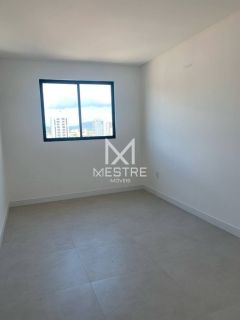 APARTAMENTO DE 3 SUÍTES, 2 VAGAS - PRONTO À 100M DO MAR!