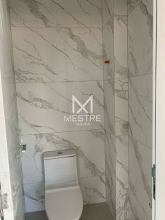 APARTAMENTO DE 3 SUÍTES, 2 VAGAS - PRONTO À 100M DO MAR!