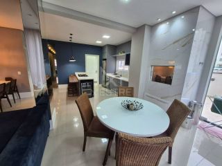APARTAMENTO DIFERENCIADO COM 03 SUÍTES PARA LOCAÇÃO ANUAL NO ED. GÊNOVA