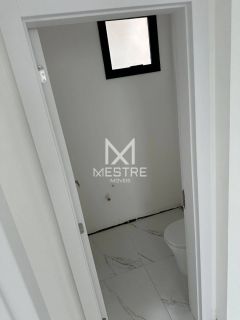 COBERTURA NOVA, 3 SUÍTES, 4 VAGAS PRÓXIMA DO MAR!