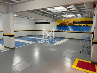COBERTURA NOVA, 3 SUÍTES, 4 VAGAS PRÓXIMA DO MAR!