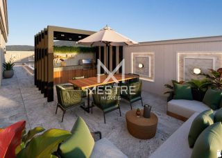 APARTAMENTO EM ANDAR ALTO À 200M DA PRAIA!