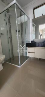 APARTAMENTO À VENDA NA MEIA PRAIA