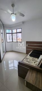 APARTAMENTO À VENDA NA MEIA PRAIA