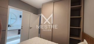 APARTAMENTO FINAMENTE MOBILIADO À VENDA NA MEIA PRAIA
