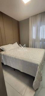 APARTAMENTO FINAMENTE MOBILIADO À VENDA NA MEIA PRAIA
