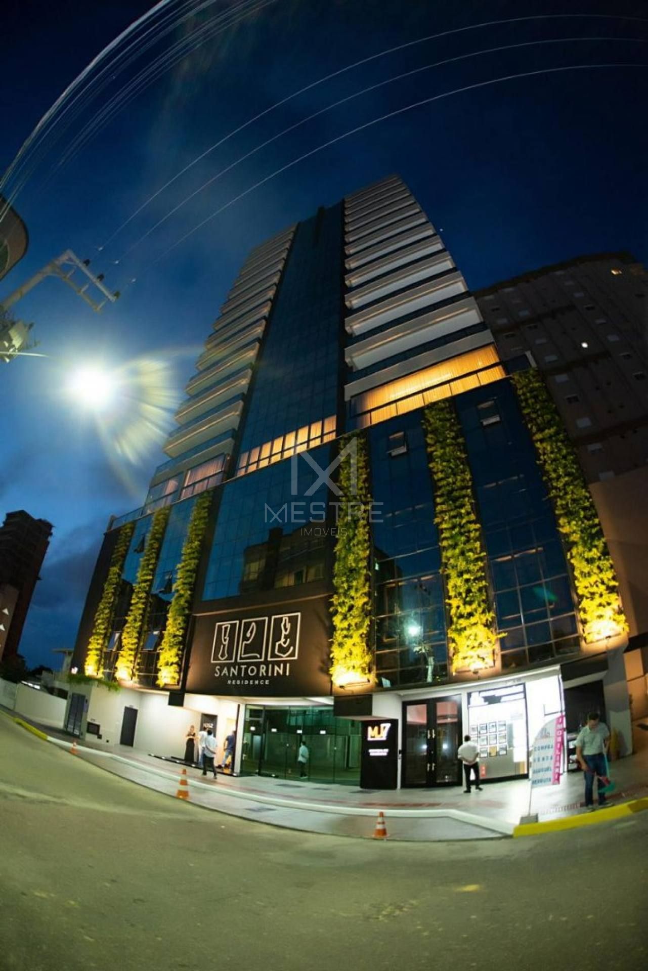 APARTAMENTO DE 3 SUÍTES, 2 VAGAS - DIRECIONADO PARA LADO MAR!