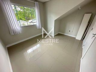CASA ALTO PADRÃO EM CONDOMÍNIO À VENDA