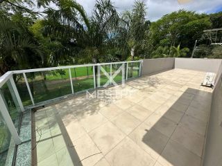 CASA ALTO PADRÃO EM CONDOMÍNIO À VENDA