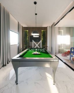 APARTAMENTO DE 2 SUÍTES, 2 VAGAS PRÓXIMO DA PRAIA!