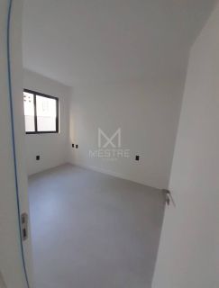 APARTAMENTO DE 2 SUÍTES, 2 VAGAS À POUCOS METROS DA PRAIA! REF.: 170622