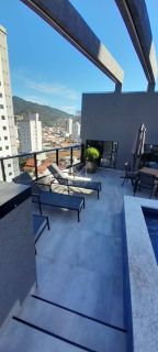 APARTAMENTO DE 2 SUÍTES, 2 VAGAS À POUCOS METROS DA PRAIA! REF.: 170622