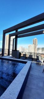 APARTAMENTO DE 2 SUÍTES, 2 VAGAS À POUCOS METROS DA PRAIA! REF.: 170622