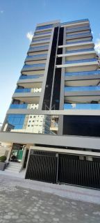 APARTAMENTO DE 2 SUÍTES, 2 VAGAS À POUCOS METROS DA PRAIA! REF.: 170622