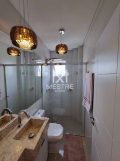 APARTAMENTO COM 03 SUÍTES MOBILIADO À VENDA NA MEIA PRAIA