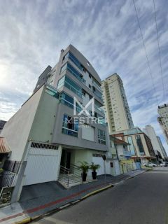 Apartamento + Mobiliado + Meia Praia + Condomínio Familiar + Ref 172882