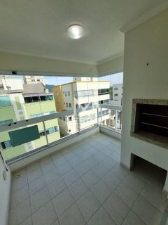 Apartamento + Mobiliado + Meia Praia + Condomínio Familiar + Ref 172882