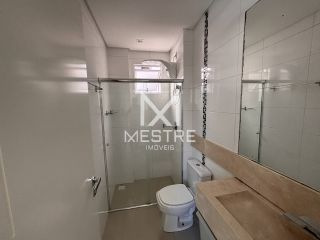 APARTAMENTO MOBILIADO À VENDA NO CORAÇÃO DA MEIA PRAIA