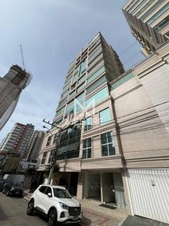 Apartamento + 3 suítes + Mobiliado + Meia Praia + Primeira Avenida + Ref 177086