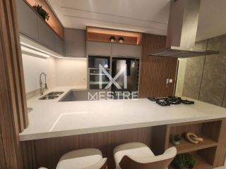 APARTAMENTO QUADRA MAR FINAMENTE MOBILIADO À VENDA NA MEIA PRAIA