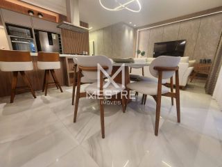 APARTAMENTO QUADRA MAR FINAMENTE MOBILIADO À VENDA NA MEIA PRAIA