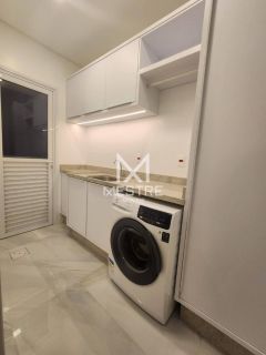 APARTAMENTO QUADRA MAR FINAMENTE MOBILIADO À VENDA NA MEIA PRAIA