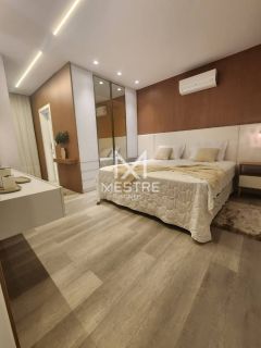 APARTAMENTO QUADRA MAR FINAMENTE MOBILIADO À VENDA NA MEIA PRAIA